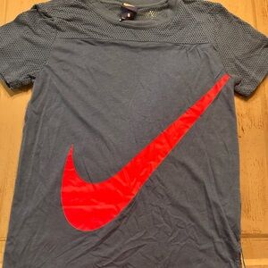 Nike Dri-FIT Women’s L Blue Short Sleeve Breathable Mesh Top Running Shirt